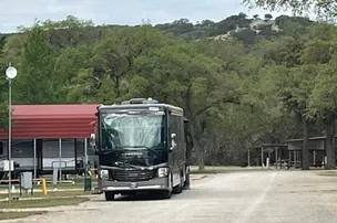 Stars Over Texas RV Park-Frio – photo 3