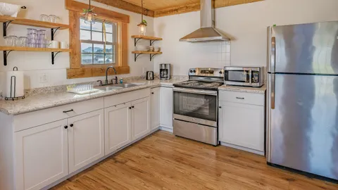 Oar Cabin — image 14 of 14