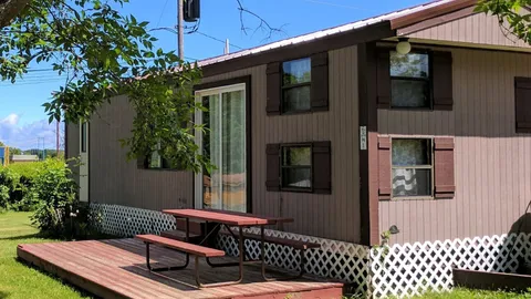 Deluxe 4 Person Park Model Trailer — image 2 of 2