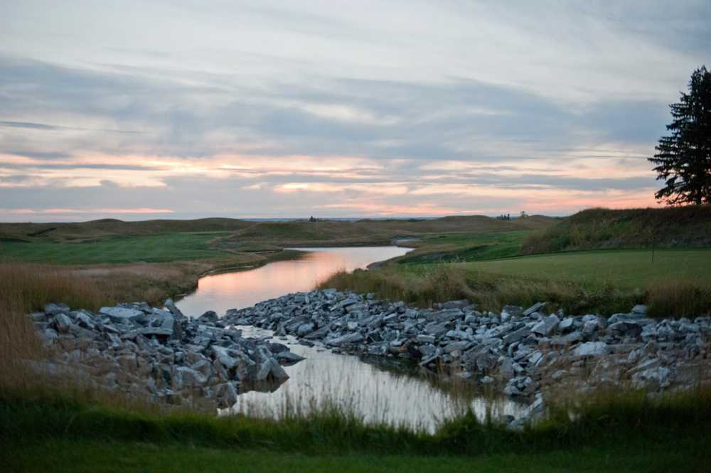 Coal Creek Golf Resort - Photo 3