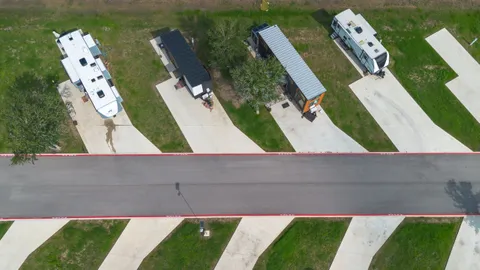 Prime Elite Back-In RV Sites — image 4 of 4