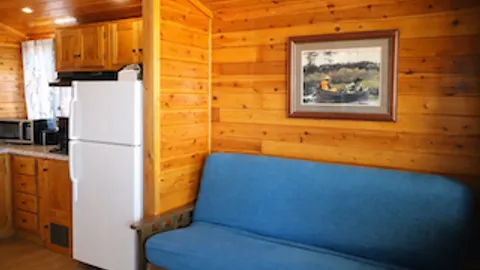Premium Deluxe Cabin - With Bathroom — image 2 of 9