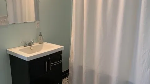 Upstairs Apartment — image 9 of 9