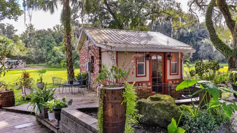 Love Shack Cabin — image 1 of 9