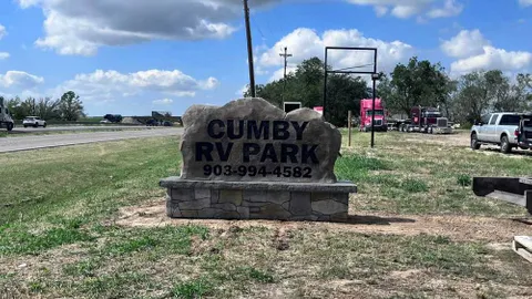 Deluxe Waterview RV Site — image 3 of 3