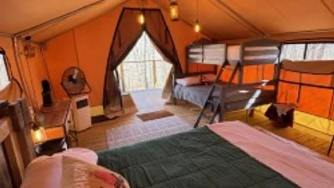 Skilak Glamping tent — image 2 of 9