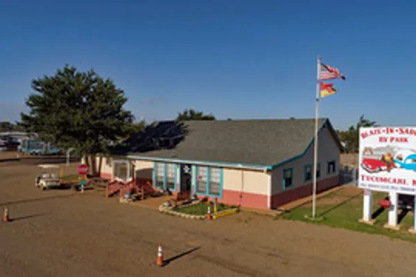 Blaze-in-Saddle RV Park – photo 1