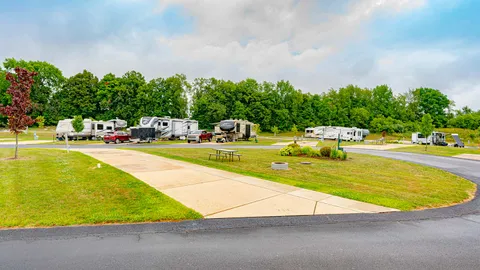 Full Hookup Pull Through RV Site — image 1 of 3