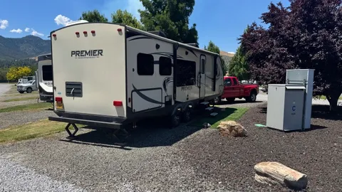 Standard Pull-Thru 30/50 Amp RV Site — image 2 of 2