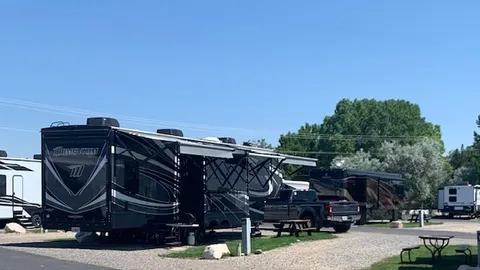 Pull-Through RV Site — image 2 of 4