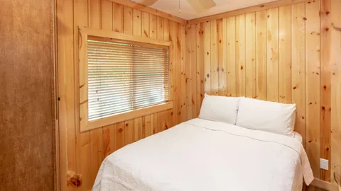 Holiday Cottage — image 2 of 7