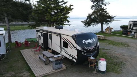 V07 - Outback Diamond Super Lite — image 1 of 5