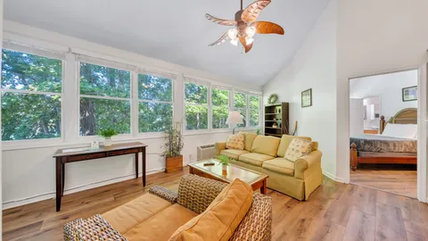 2 Bedroom 2 Bath Suite — image 6 of 6