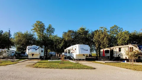 Premium Backin w/ patio FHU — image 2 of 12