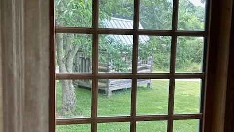 Authentic Log Cabin (Pioneer) — image 11 of 11