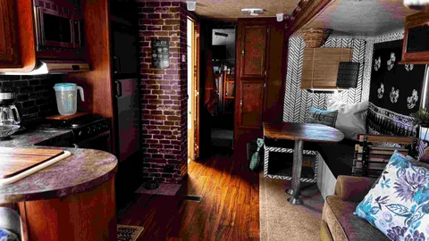 Cozy Camper by The Beach - Sleeps 7 — image 2 of 15