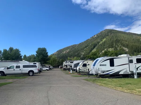 The Meadows RV Park campground
