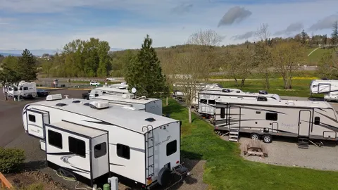 Standard Full Back-In 30/50 AMP RV Site — image 1 of 2