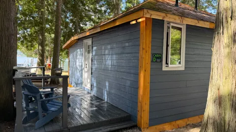 Lake View Luxury Cabin D| Sleeps 4-6 | Beach & Marina Access — image 1 of 6