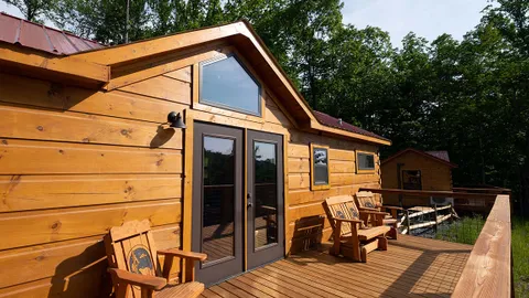 Hickory Forest Deluxe Cabin — image 1 of 6