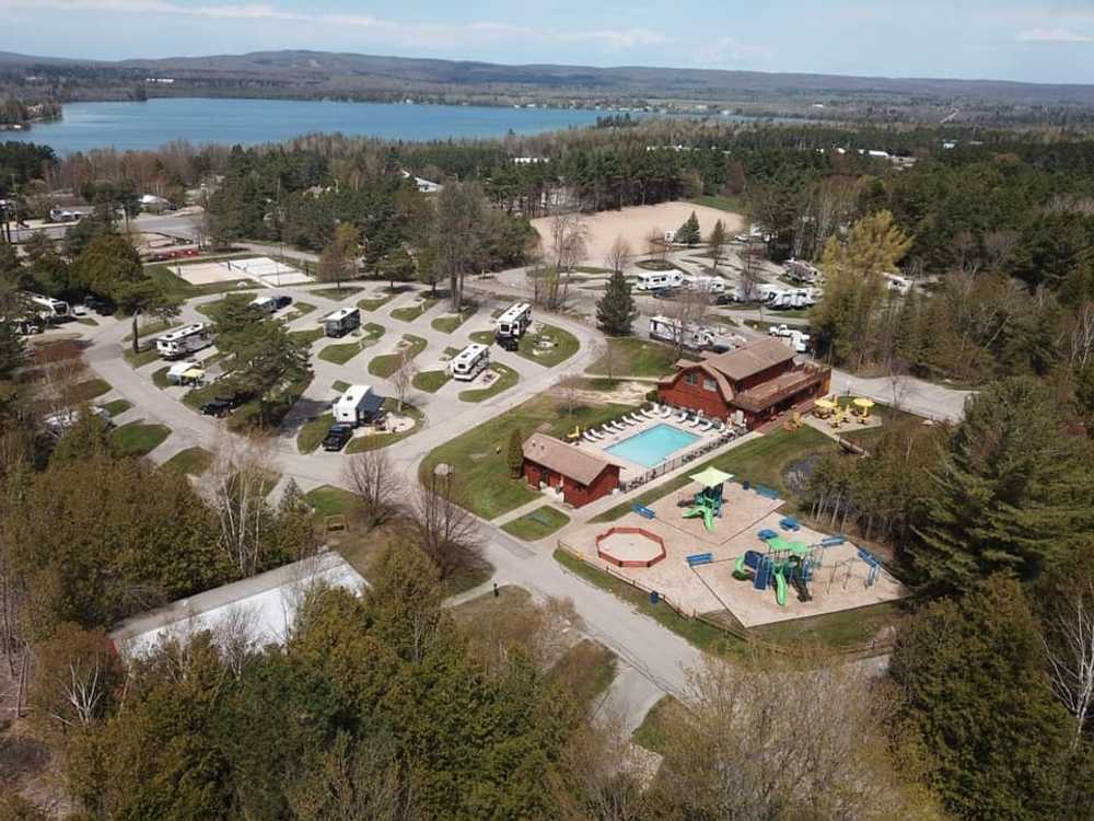 Yogi Bear's Jellystone Park™ Camp-Resort: Petoskey - Photo 5