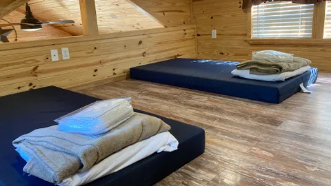 Yogi Bear™ Cabin — image 2 of 8