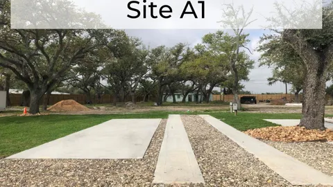 Large Back-in Site — image 1 of 12
