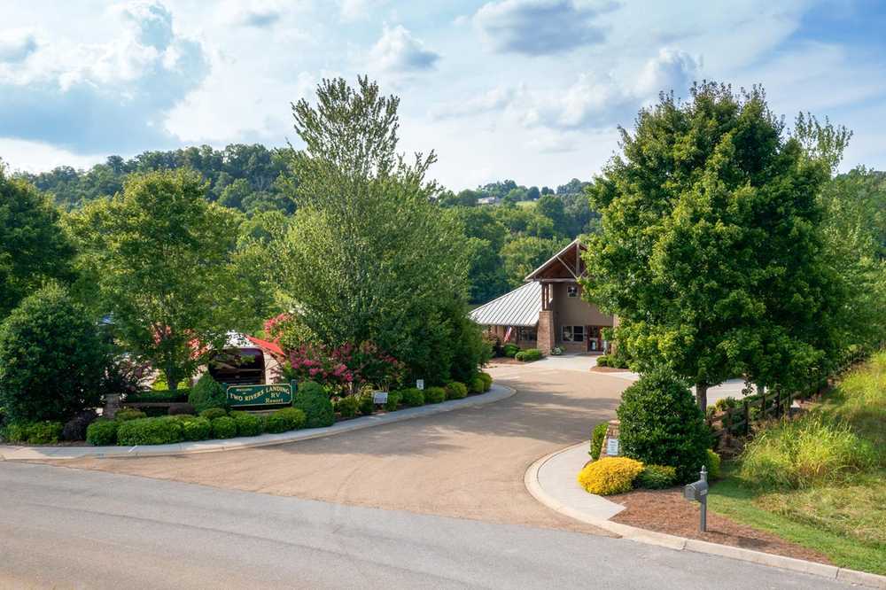 Two Rivers Landing RV Resort - Sevierville, Tennessee - Photo 4