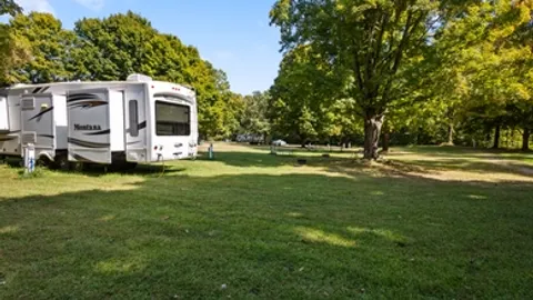 50 AMP Standard Pull-Through RV Site — image 2 of 5
