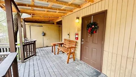 Spring House — image 8 of 8
