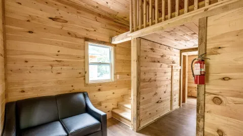 Cozy Cabin — image 2 of 7