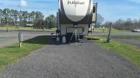 30/50 amp Pull-Thru — image 1 of 2