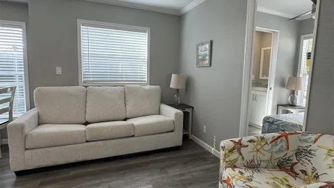 Diamond 2 Bedroom — image 10 of 10