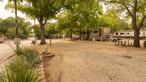 Super Full Hookup Pull-Through RV Site — image 1 of 3