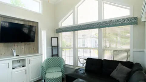 Parkview Cottage - Steamboat (4 Person) — image 16 of 16