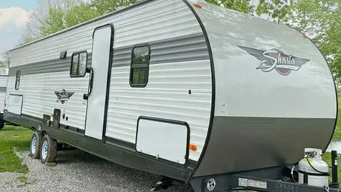 Premium RV Rental — image 1 of 8