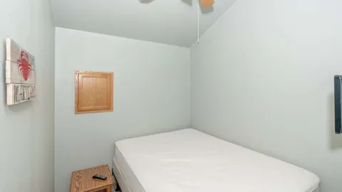 Club Castaways Premium Cottage — image 2 of 8