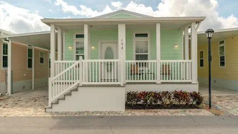 Bayside Rental — image 1 of 9