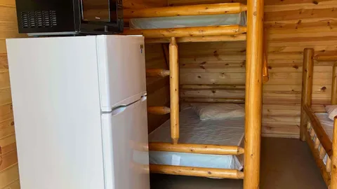 LARGE CABIN WITH A/C — image 3 of 3