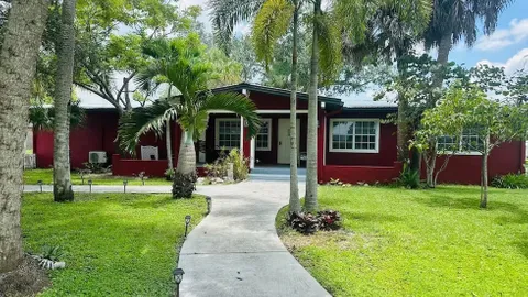 3 Bedroom 2 Bathroom House — image 1 of 10