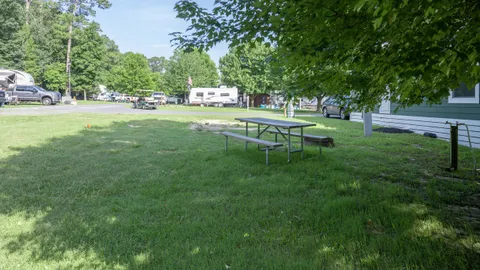 Perimeter Back-In FHU RV Site — image 6 of 6