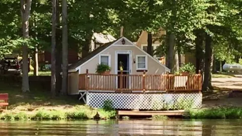 Boat House: Lakefront Cabin Retreat (Sleeps 4) – Fish from Your Private Deck — image 1 of 5