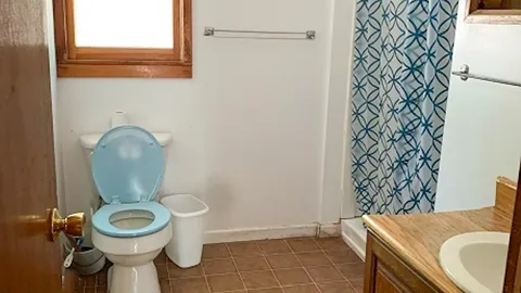 Director's Cabin — image 6 of 6