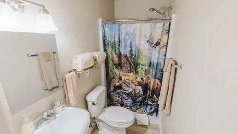 Bunkhouse Studio — image 2 of 6