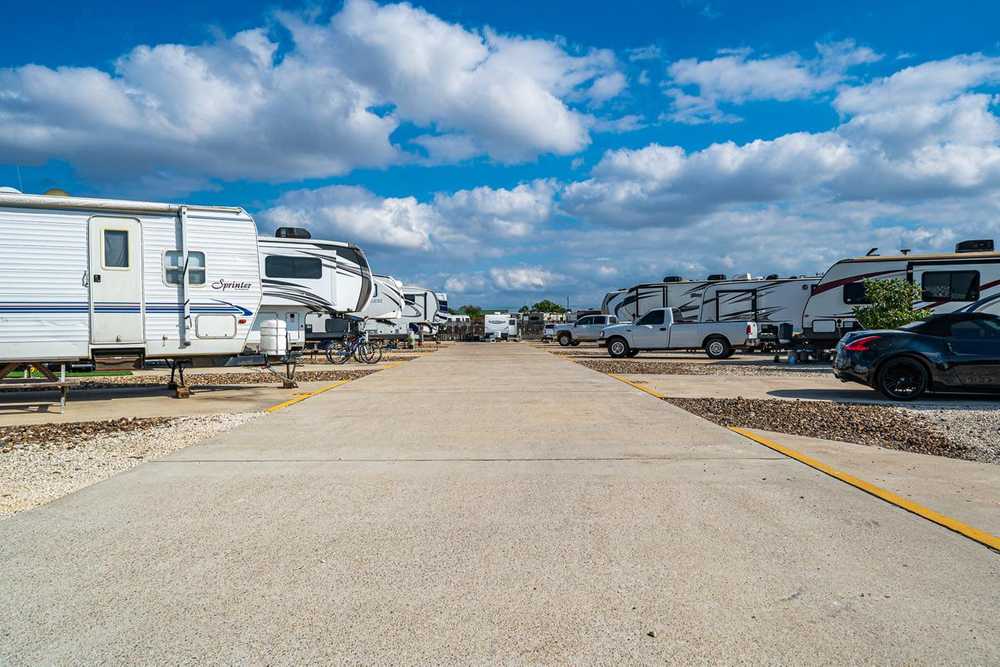Nature's Own RV Resort, Kingsville, Texas - Photo 4