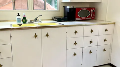 Retro Trailer — image 2 of 7