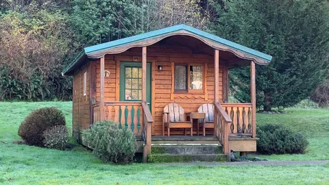 Pet Friendly - 2 Bedroom Cabin — image 1 of 3
