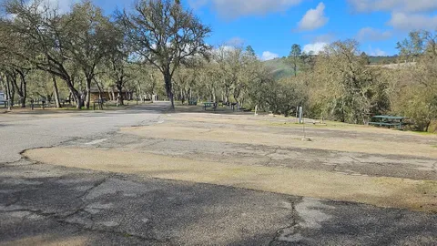 Oak Knoll - Full Hook Ups - NO TENTS — image 1 of 3