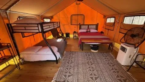 Sockeye Glamping Tent — image 8 of 8