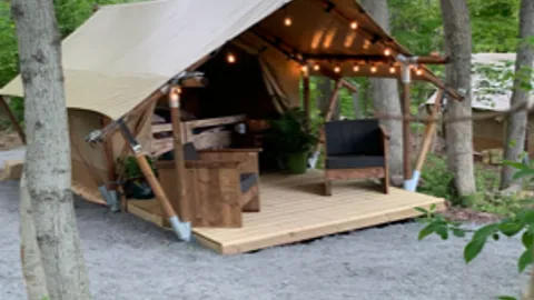 Glamping — image 2 of 3